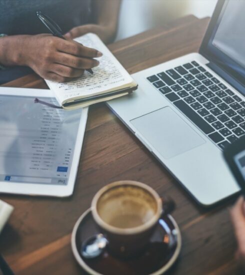 https://www.revistavoix.com/wp-content/uploads/2022/03/logo.png - Conselhos para Empreendedores Digitais - cnpb