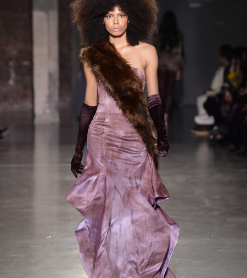 https://www.revistavoix.com/wp-content/uploads/2022/03/logo.png - Moda Outono/Inverno 2022 – Principais tendências no mundo -