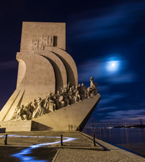 https://www.revistavoix.com/wp-content/uploads/2022/03/logo.png - 9 pontos turísticos de Lisboa que você precisa conhecer -