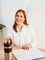 Revista Voix - Ágata Castro - Quando o corpo fala! https://www.revistavoix.com/wp-content/uploads/2022/03/logo.png - Ágata Castro - Quando o corpo fala! -
