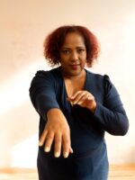Revista Voix - Aprenda a ser você mesma com o “TVC” - Marcia Peel. https://www.revistavoix.com/wp-content/uploads/2022/03/logo.png - Aprenda a ser você mesma com o “TVC” - Marcia Peel. -