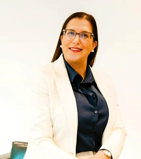 Revista Voix - Ágata Castro - Elimina a fome emocional em 12 semanas. https://www.revistavoix.com/wp-content/uploads/2022/03/logo.png - Ágata Castro - Elimina a fome emocional em 12 semanas. -