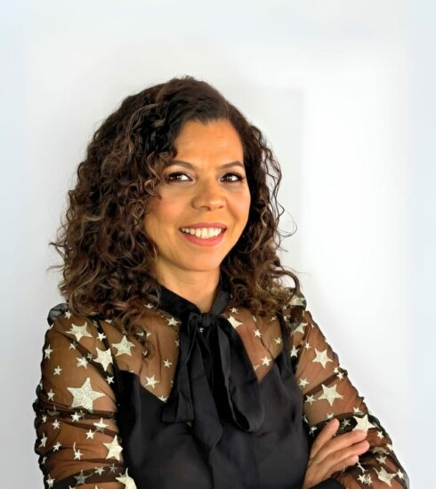 https://www.revistavoix.com/wp-content/uploads/2022/03/logo.png - Karlene Teixeira - Talento, dedicação e profissionalismo. - mpox