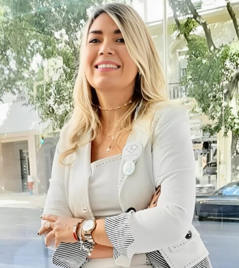 https://www.revistavoix.com/wp-content/uploads/2022/03/logo.png - Dra. Kátia Santana - Arquiteta da Beleza & Saúde ''Especialista em reconstruir autoestima e bem-estar'' -