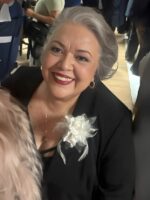 https://www.revistavoix.com/wp-content/uploads/2022/03/logo.png - Myrinha Vasconcellos - A magia do sucesso empresarial. -