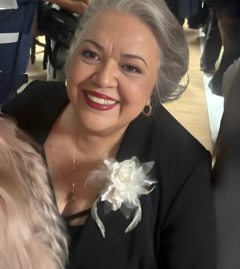 https://www.revistavoix.com/wp-content/uploads/2022/03/logo.png - Myrinha Vasconcellos - A magia do sucesso empresarial. -