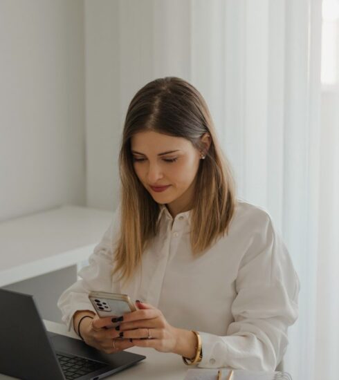 Revista Voix - O Poder da Assinatura Digital no Mundo da Beleza: Como o Certificado Digital Impulsiona Seu Negócio! https://www.revistavoix.com/wp-content/uploads/2022/03/logo.png - O Poder da Assinatura Digital no Mundo da Beleza: Como o Certificado Digital Impulsiona Seu Negócio! -