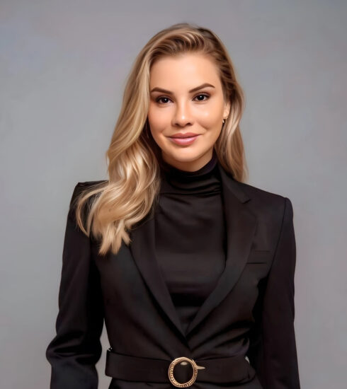 Revista Voix - Dominique Alves - Desenvolvimento Psíquico e Emocional. https://www.revistavoix.com/wp-content/uploads/2022/03/logo.png - Dominique Alves - Desenvolvimento Psíquico e Emocional. -