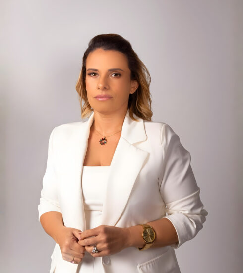 Revista Voix - A história de Dianny Martins. https://www.revistavoix.com/wp-content/uploads/2022/03/logo.png - A história de Dianny Martins. -