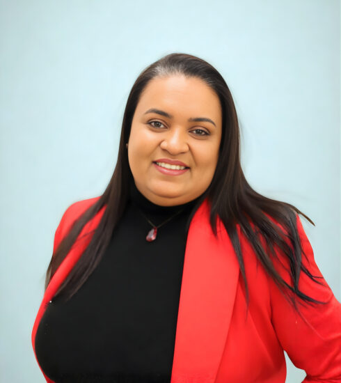 https://www.revistavoix.com/wp-content/uploads/2022/03/logo.png - Dra. Ana Cláudia Teixeira - Arquétipos do Poder. -