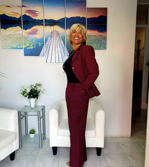 https://www.revistavoix.com/wp-content/uploads/2022/03/logo.png - Eliete Vieira - Renovação de propósito e esperança. -