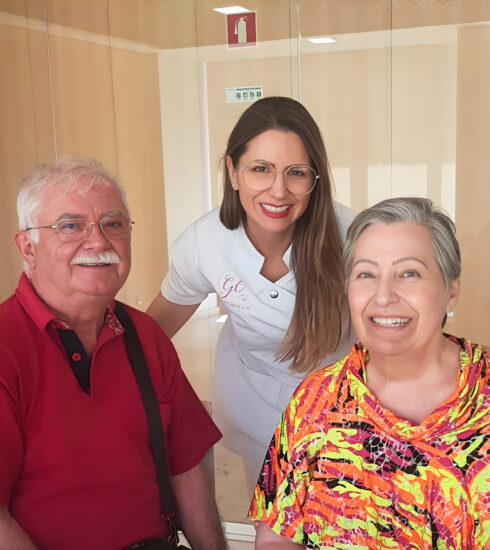 Revista Voix - Gleicy Cavalieri: A Estética e o Bem-Estar na Terceira Idade. https://www.revistavoix.com/wp-content/uploads/2022/03/logo.png - Gleicy Cavalieri: A Estética e o Bem-Estar na Terceira Idade. -